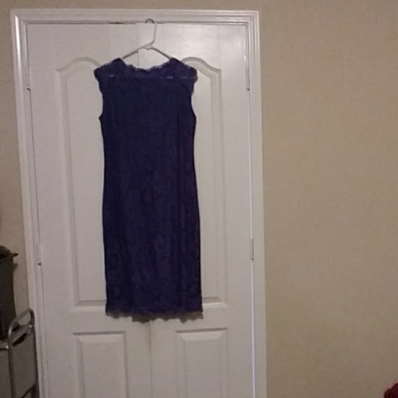 Dress - Picture 2 of 2